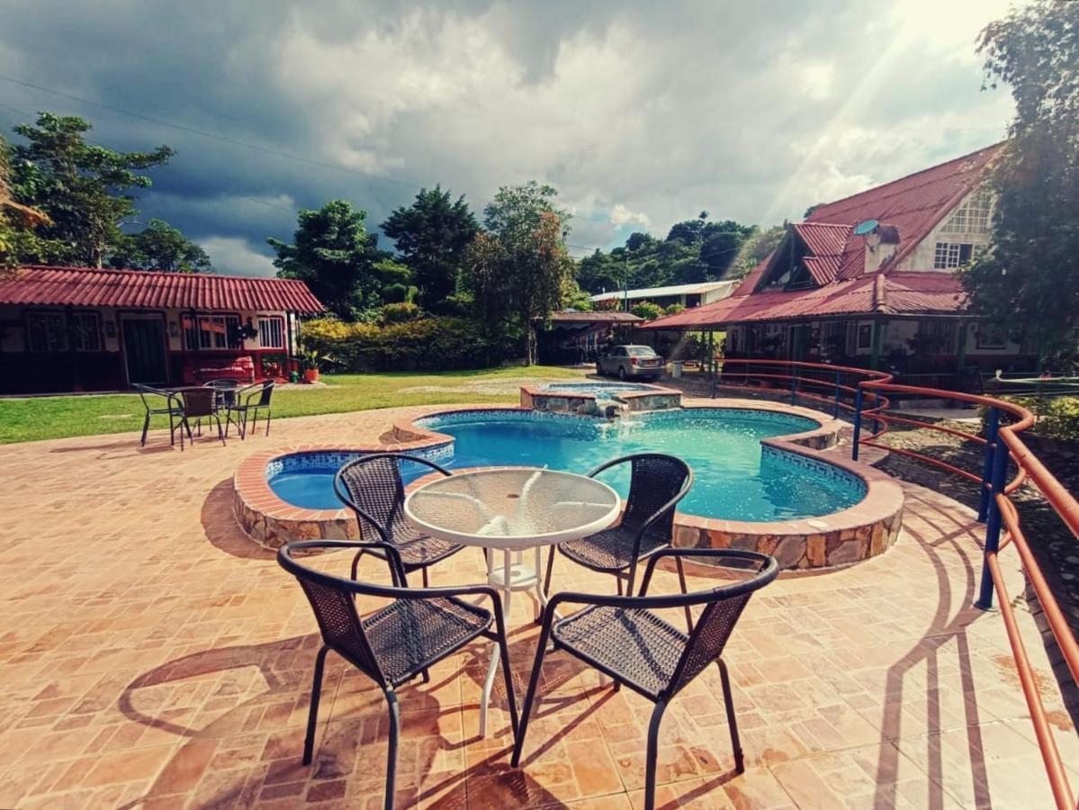 Ecohotel Colibri Salento 루나 파크 외부 사진