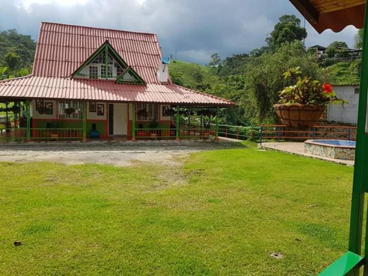 Ecohotel Colibri Salento 루나 파크 외부 사진