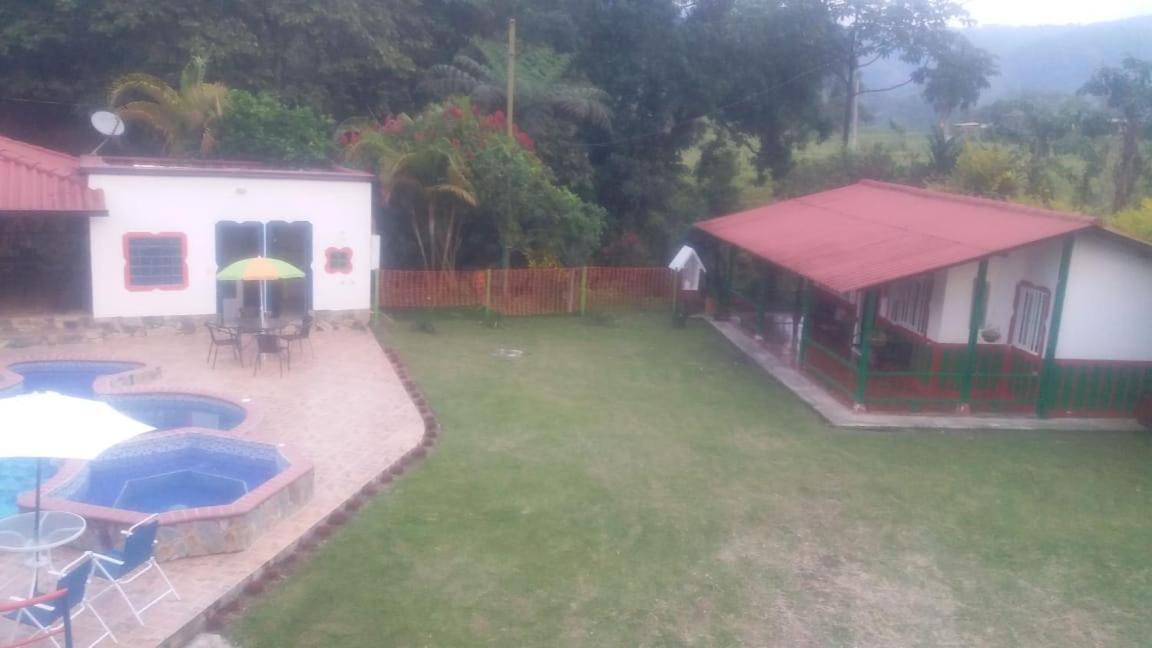 Ecohotel Colibri Salento 루나 파크 외부 사진